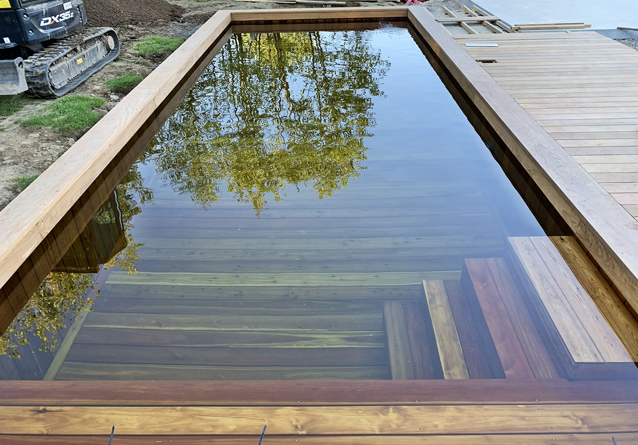 Piscines en bois massif immergé