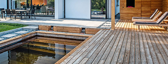 Piscines en bois massif immergé